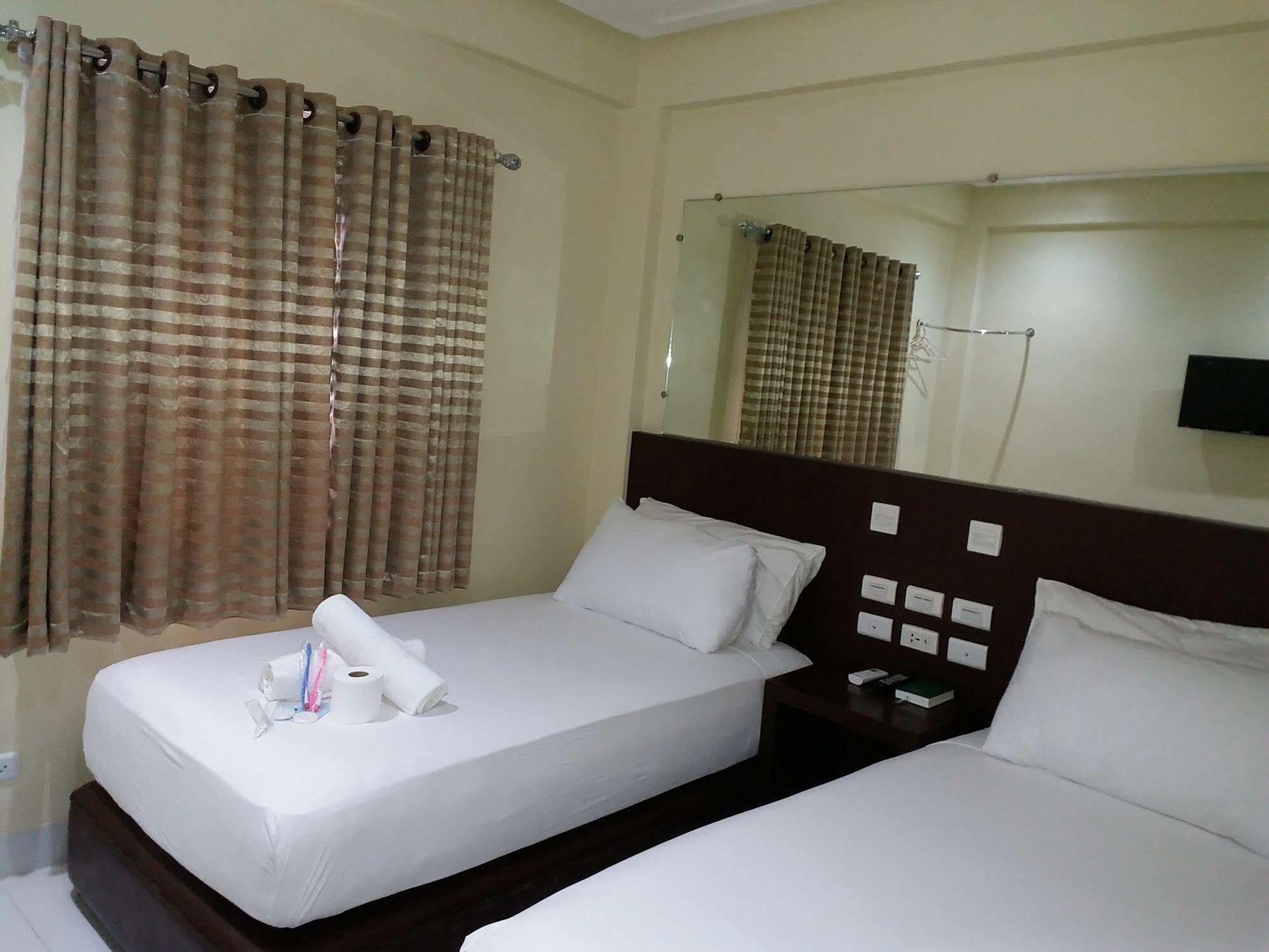Boracay Midtown Hotel Balabag  Ngoại thất bức ảnh